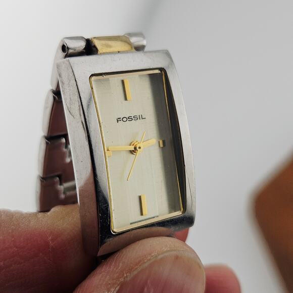 Fossil Two Tone Rectangle Dial Minimalist Watch Simple Classy Elevated Basic - Picture 3 of 8